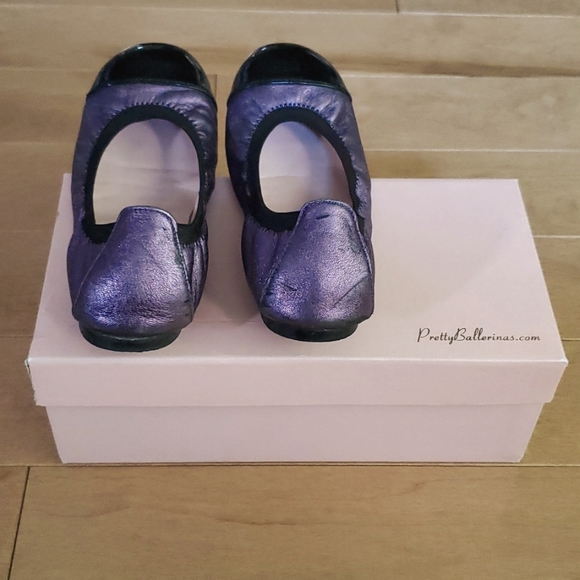 Pretty Ballerinas Flats - Euro 30/US 12.5 - Picture 3 of 11